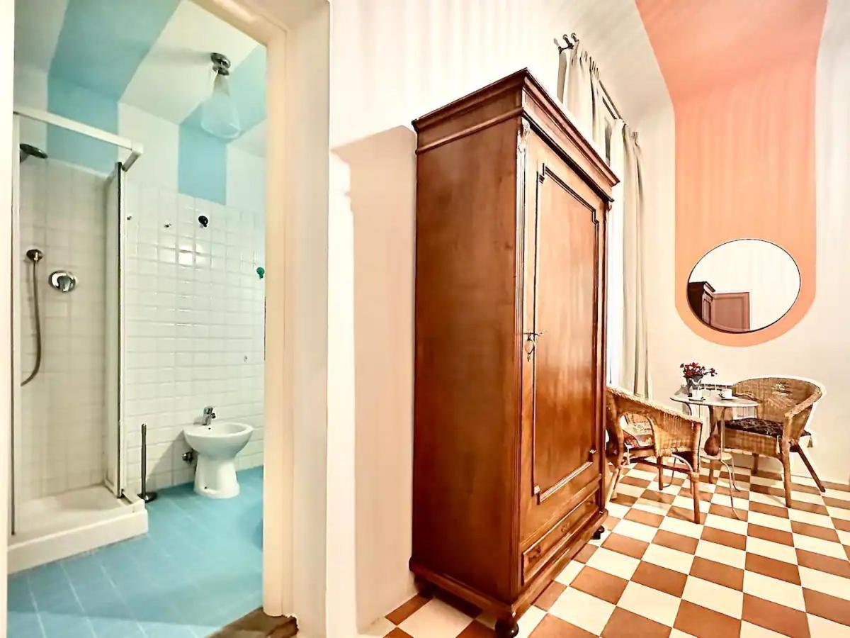 Raffaelli Travel Close San Frediano Guest house